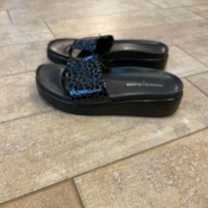 Donald Pliner platform sandals